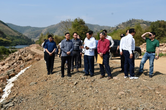 Finance Minister Calls for Faster Progress on Heung River Bank Protection